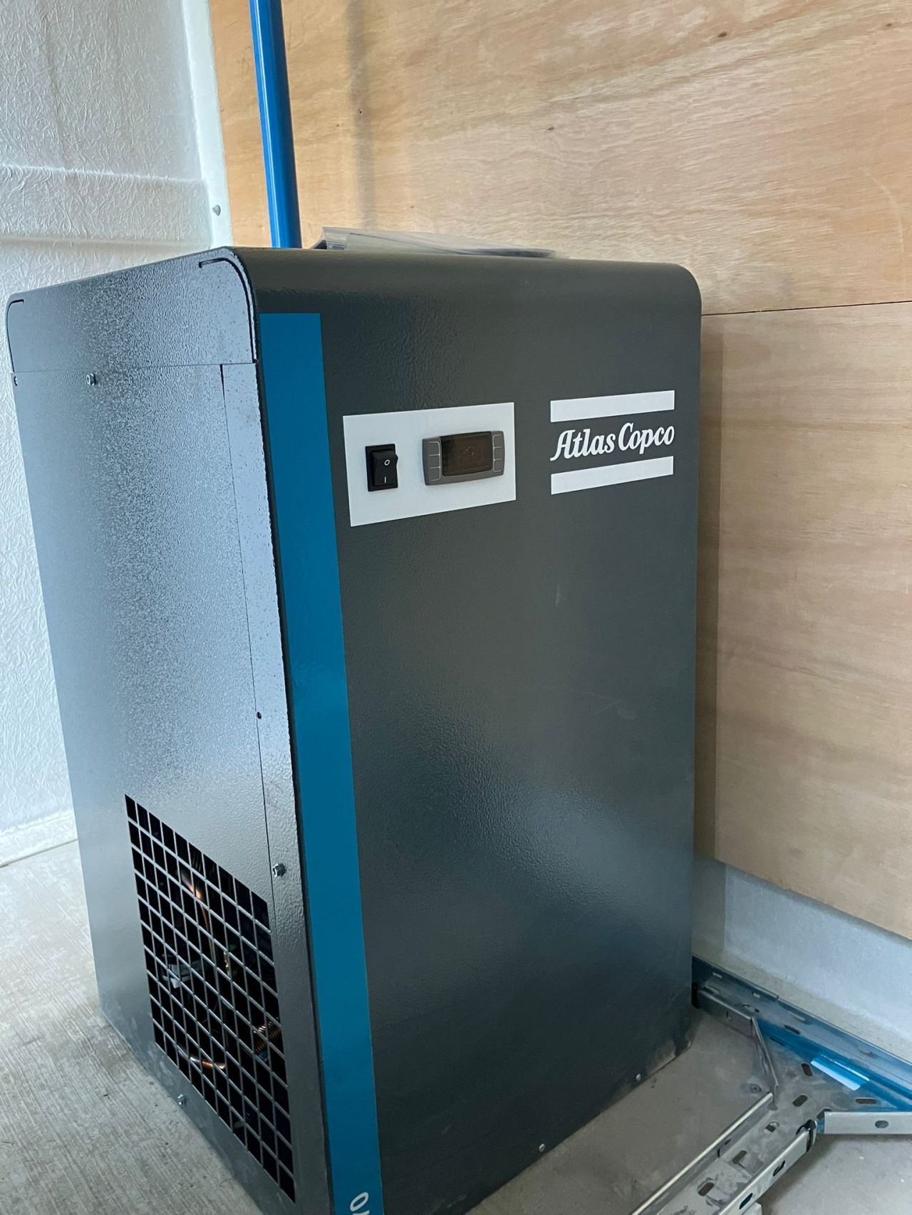Compressed air plant room serviced by Design Air