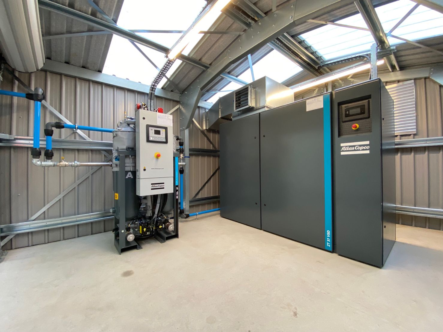 Atlas Copco ZT 37 VSD oil-free compressor and desiccant dryer installed and serviced by Design Air